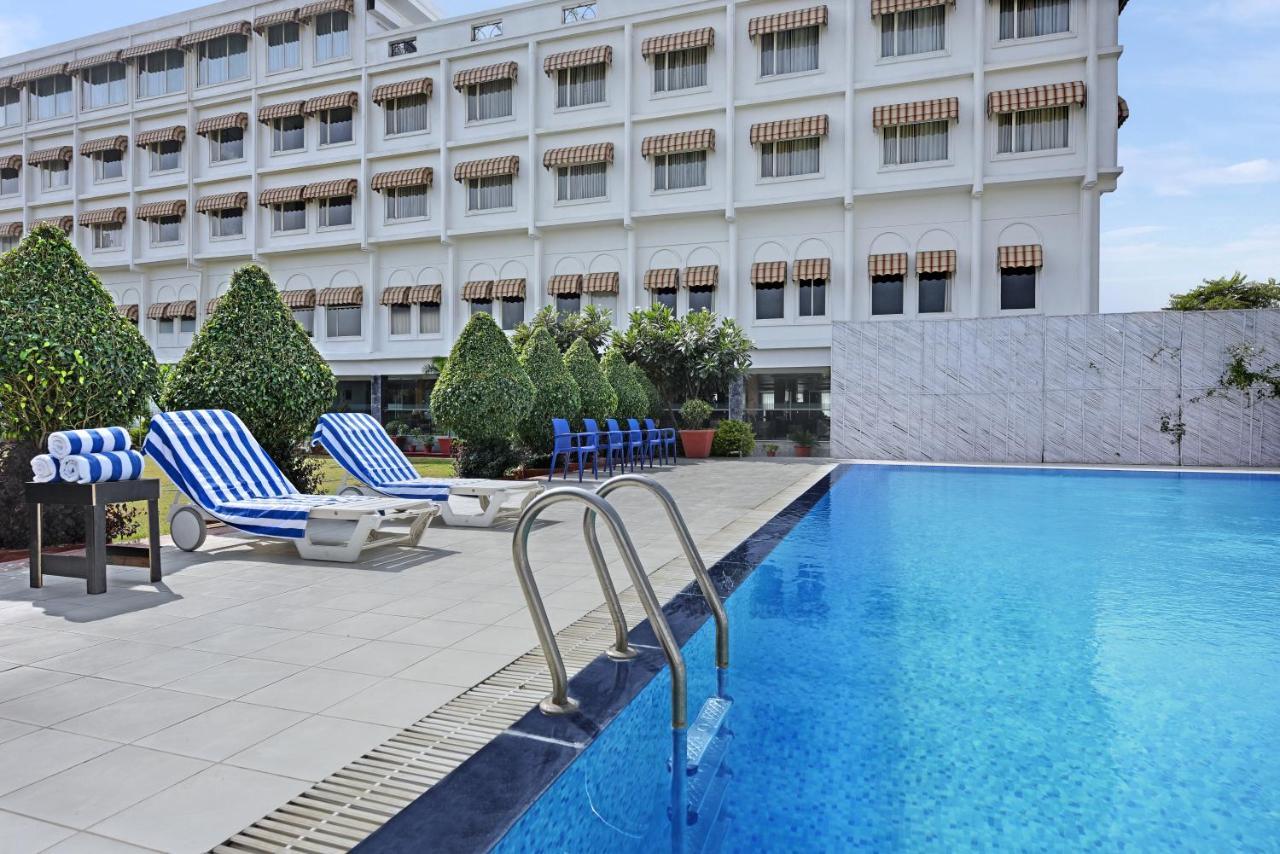 Turban Valley View Resort And Spa, Udaipur Bagian luar foto