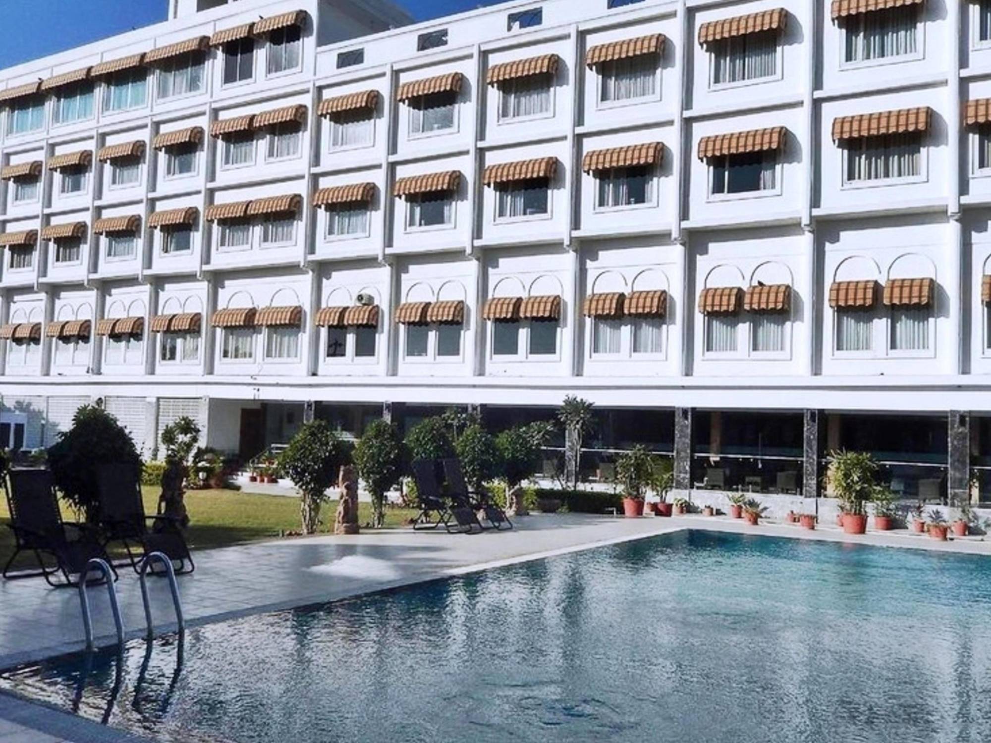 Turban Valley View Resort And Spa, Udaipur Bagian luar foto